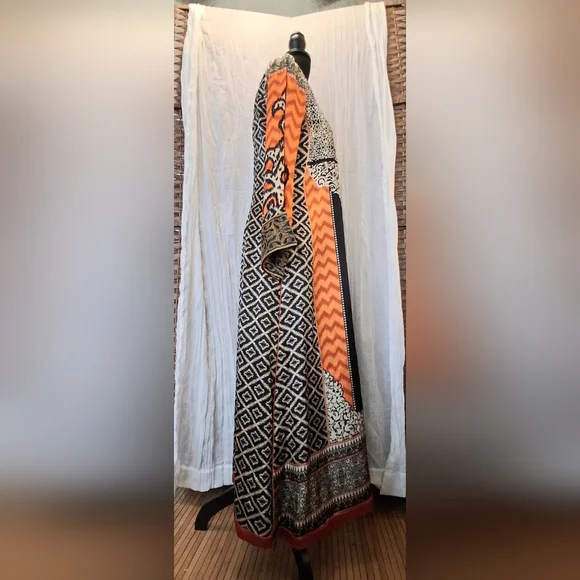 Elegant Long Sleeve Silk Kimono Style Dress with Side Slits Gold Embellished - Picture 5 of 13